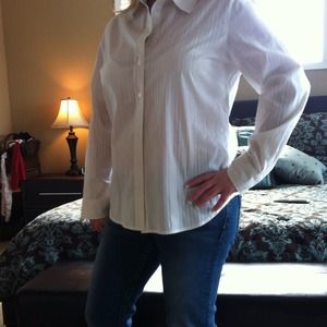 🌷 Chico's button up white striped dress shirt.
