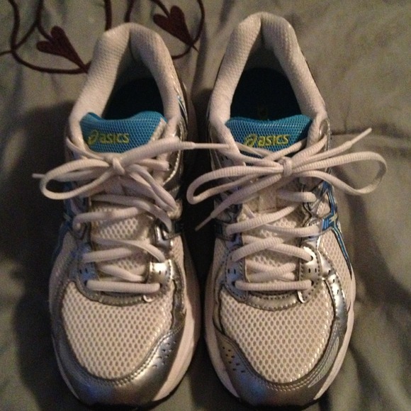 Asic gel impressions shoes