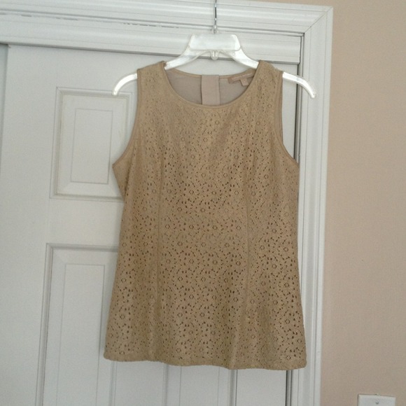 Banana Republic gold lace shell