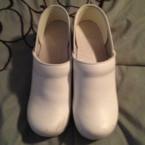 Dansko nursing shoes