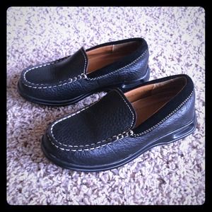 Boys slip on black dress shoes