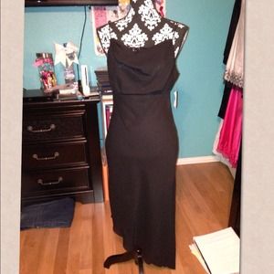 Elegant Black Cocktail Dress!