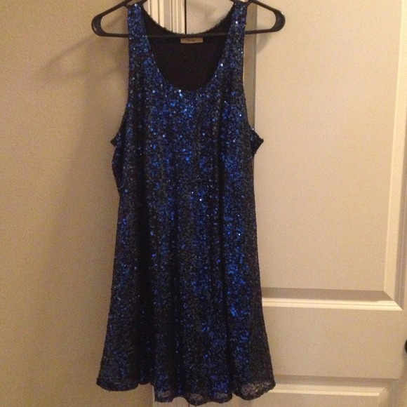 $20 through PP💰 Blue Sequin Cocktail Dress