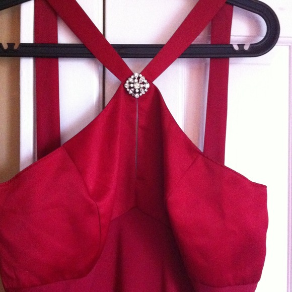 Burgundy Red Long Dress w/ Rhinestone Accent Sz 16