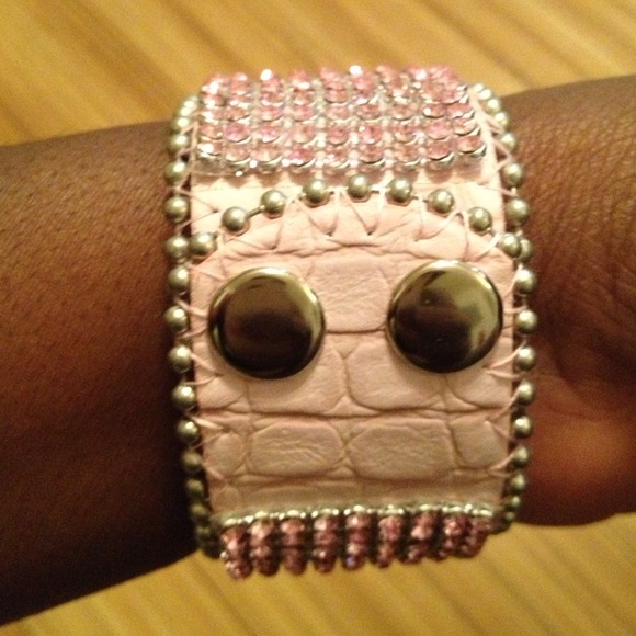 Cuff Me In Pink Bling - Picture 2 of 4