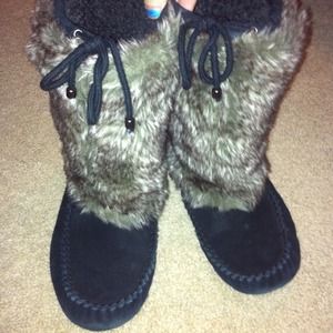 Black furry boots