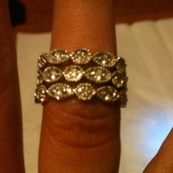 Stella & Dot Art Deco stackable rings