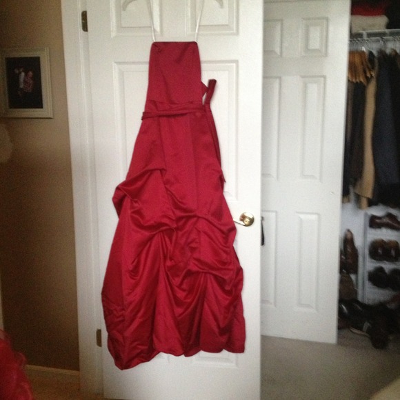 REDUCED ✅ David's bridal prom/party dress size 2 - Picture 2 of 4