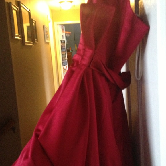 REDUCED ✅ David's bridal prom/party dress size 2 - Picture 3 of 4