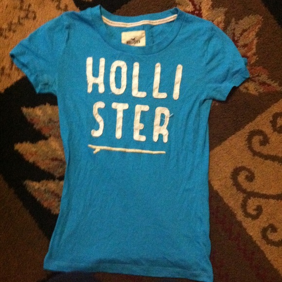 Hollister shirt