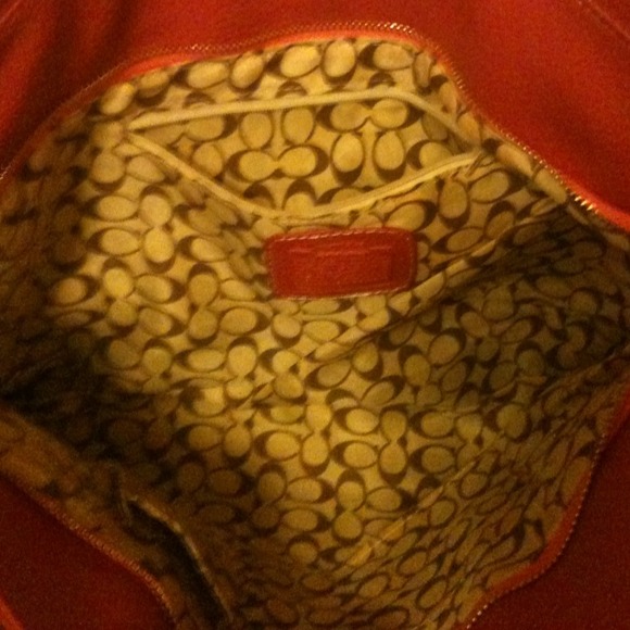 Sold' - Picture 3 of 3