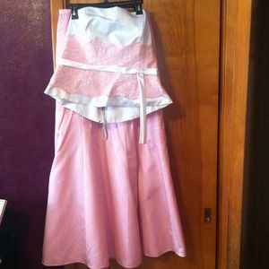 ❤❤Pink and White 2 piece halter dress ❤❤