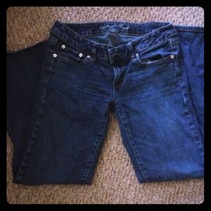 American eagle size 8 short