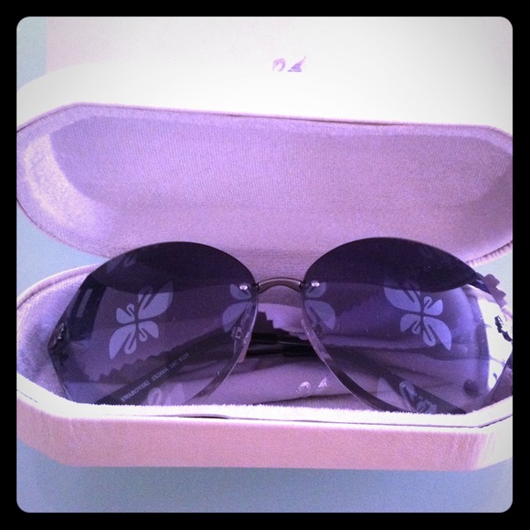 New Swarovski Sunglasses ! Authentic & never worn!