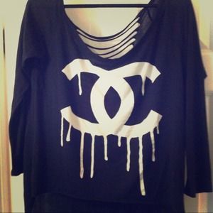 Dripping CC logo flowy tee and Juicy Bracelet