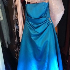 Prom/bridesmaid dress