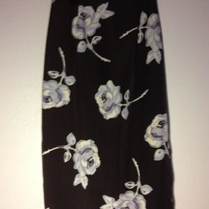 Long brown skirt with flowers