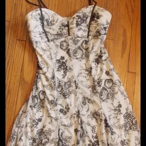 Beautiful floral dress. SOLD