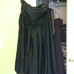 Black strapless party dress