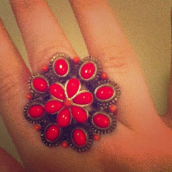 ❌SOLD❌Flower Stretchy Ring