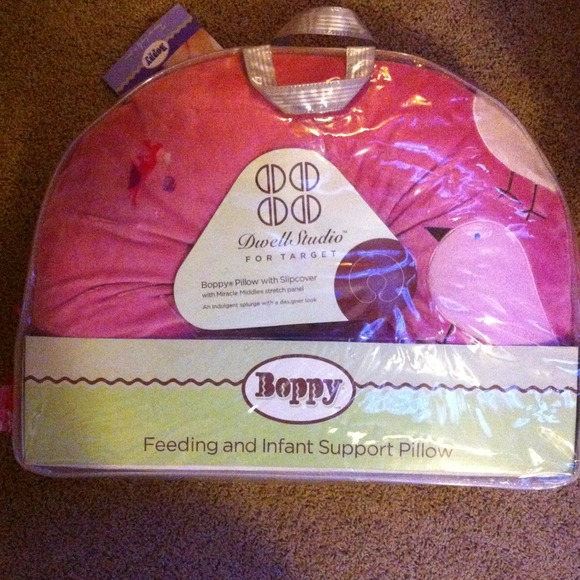 Boppy pillow with slipcover.