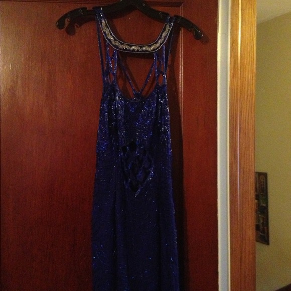 Reserved for cbj962 beaded formal size medium.
