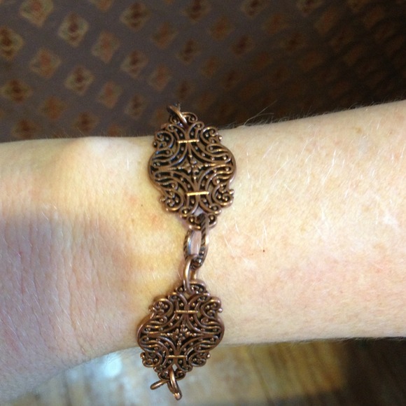 Bangle style cooper bracelet.