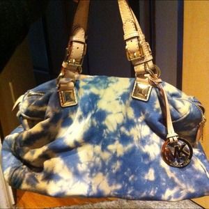 **Authentic MK bag-on hold for kim