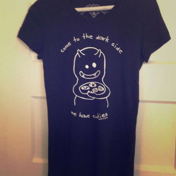 Black graphic tee
