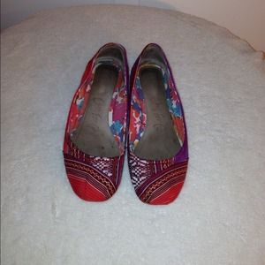 Toms ballet flat size 9