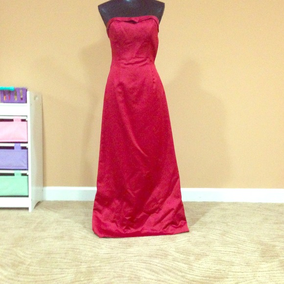 ❗Reduced❗Apple Red David's Bridal Dress
