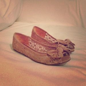 Peep toe lace tan flats size 7