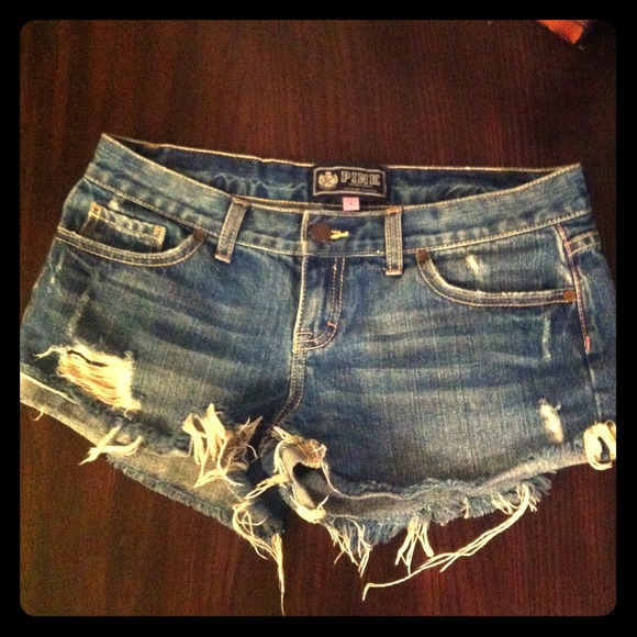 🚫TRADED🚫 cut off shorts