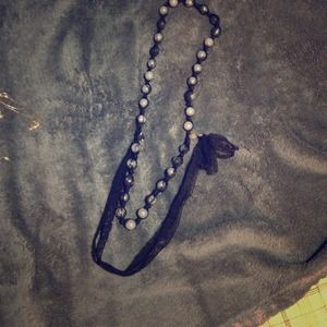 black pearl and lace necklace