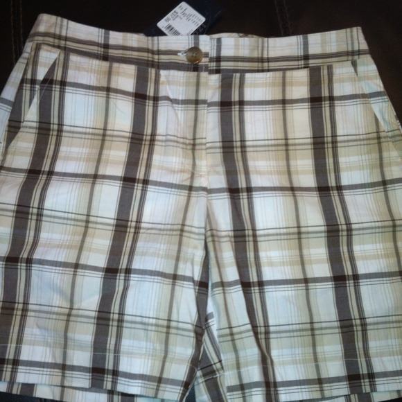 IZOD SHORTS