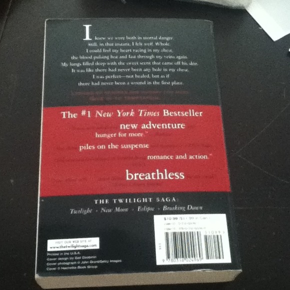 Twilight "New Moon" book - Picture 3 of 3