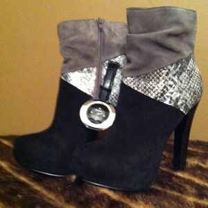 Suede leather shoe...