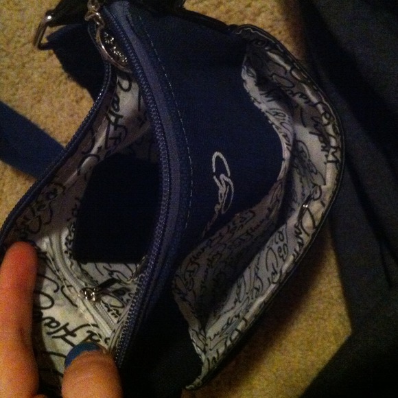 new Ed hardy purse - Picture 2 of 2