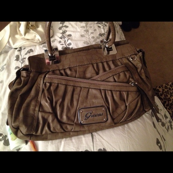 Guess purse