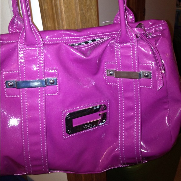 Guess purse