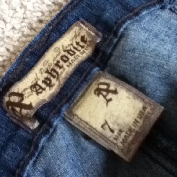 Jeans - Picture 2 of 4