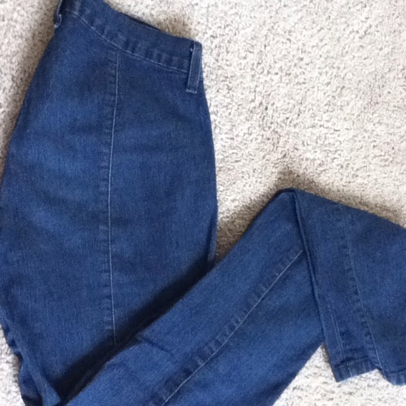 Jeans - Picture 3 of 4