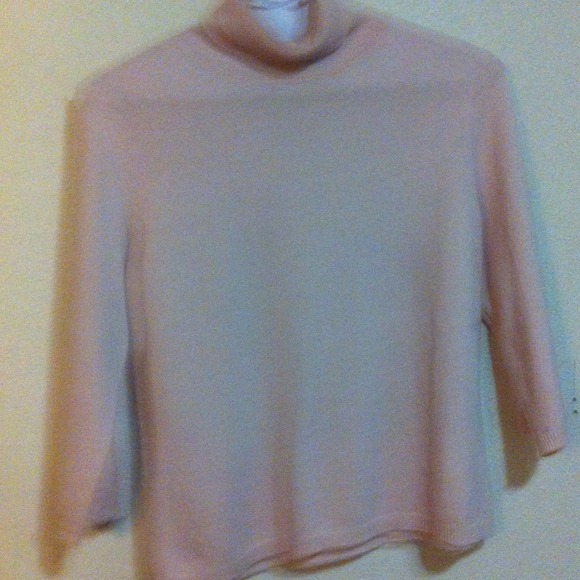 100 % cashmere turtleneck sweater