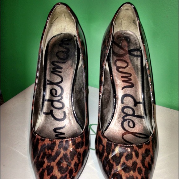 🚫SOLD⛔️ Sam Edelman hot patten leather pumps