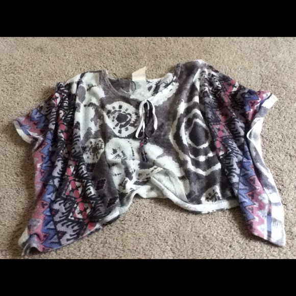 Top - Picture 2 of 4