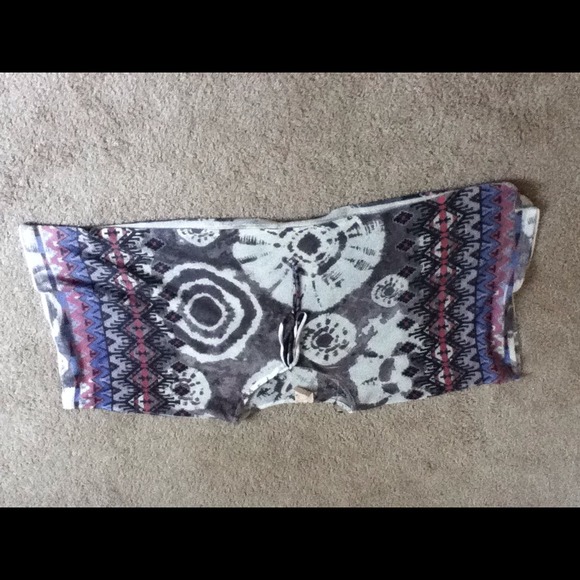 Top - Picture 3 of 4