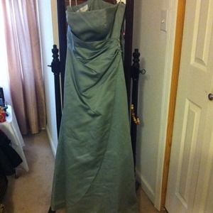 Formal prom/bridesmaid dress