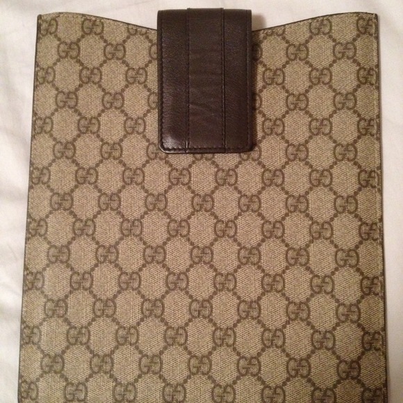 Gucci iPad Case - Picture 2 of 3