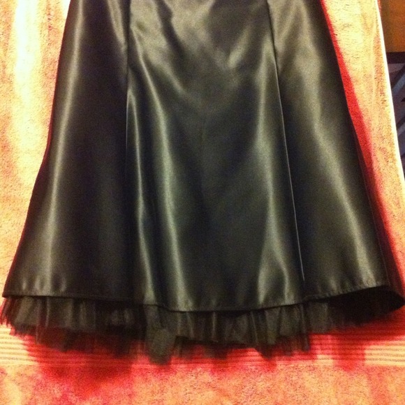 Dress, cocktail - Picture 3 of 4