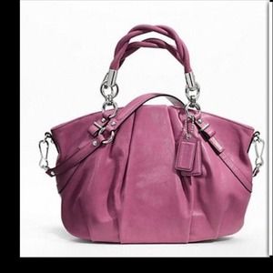 @ Zewski Authn COACH madison pleated leather sophi